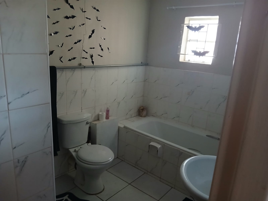 3 Bedroom Property for Sale in Riebeeckstad Free State